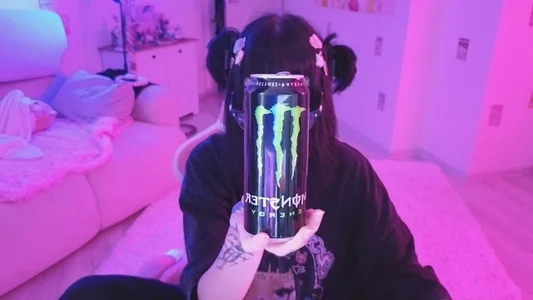 Nana_stolass The Energy Monster Pic