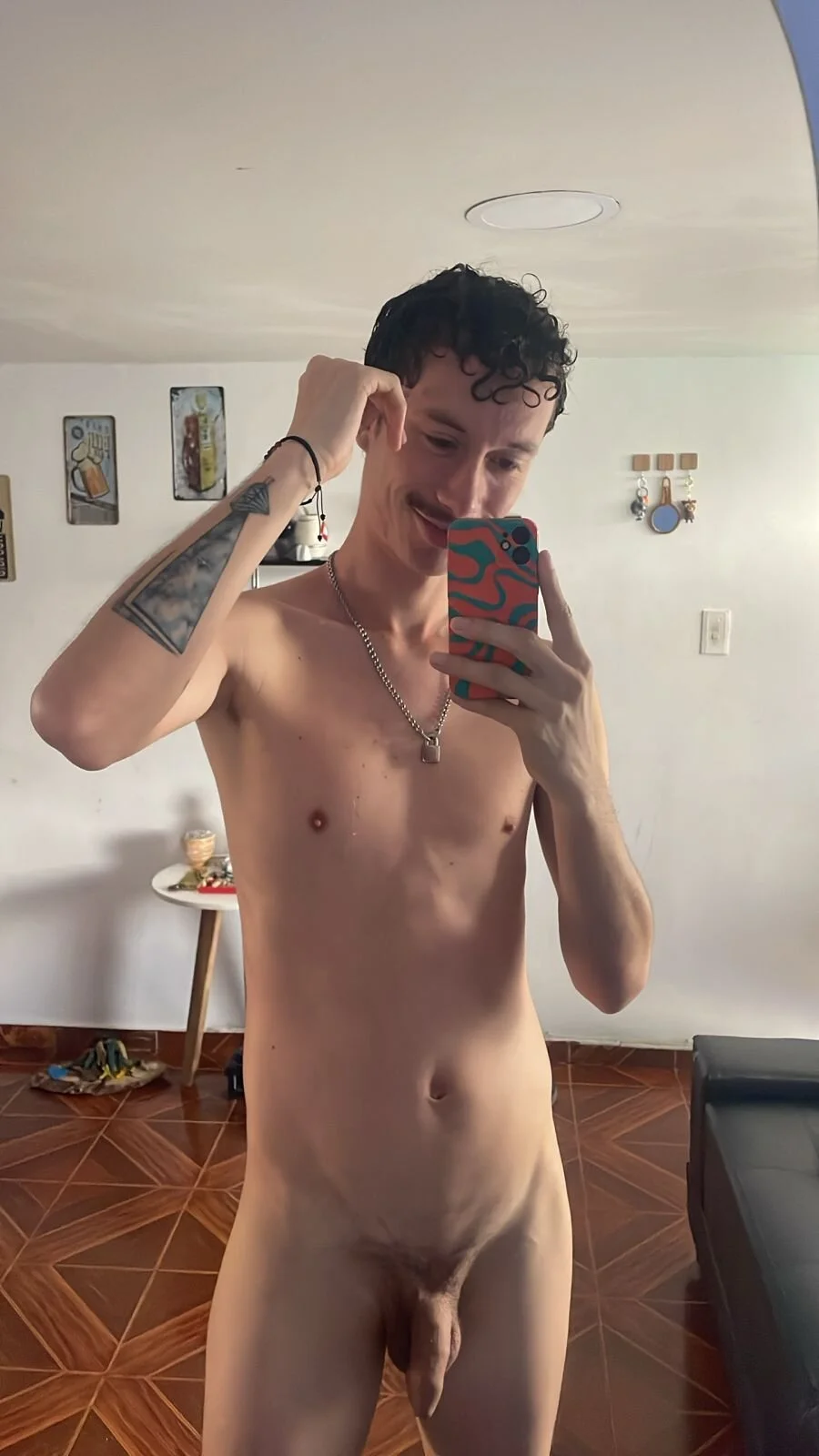 Трендове зображення  9404 mateocollins_