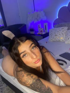 _Linoshka_1 You come home to find me almost naked. What do you do to me? Immagine  9