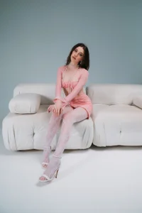 VeronicaVances Power in Lace Immagine  9