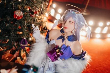 ShonaDevitis Cosplay ✨💜 Robin  3. fénykép