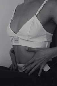 Alicia_Hars Feel me Gambar 3