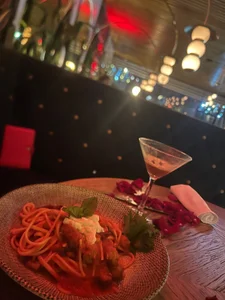 giuliana_andradeDelicious dinner with myself Bild