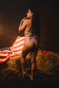 hannah_gray 4 of July Hình 3