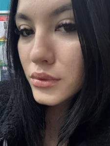 KaryHornsby Public Pic 6