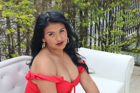 SweetHorny_ Pure sensuality, a mature woman 🥰 Foto 2