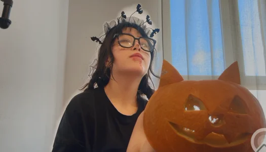 AlisaNaughty 🕸️ 🕷️ 💀 ☠️ HAPPY HALLOWEEN EVERYONE 🎃 👻 🦇 🎃 Pic