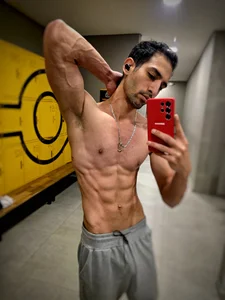MaddisRock Rocco 🥵 Pic 2
