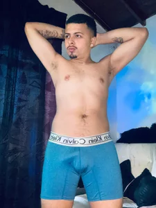 mathew_hot21 Public Foto 5