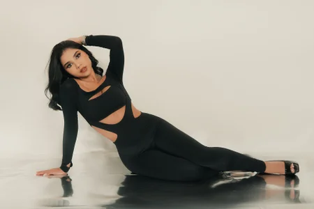 VictoriaLeia "Glamorous Reflections" 사진