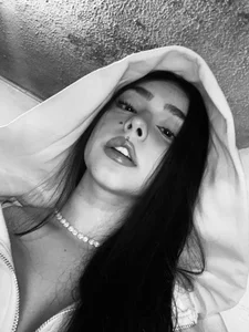 Riley__Sweet Public Εικόνα 3