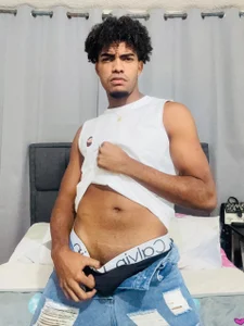 richardd2212 Sexi boy🤤 Pic 4