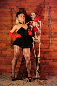 I already feel like my favorite scary holiday is coming or cumming💦 de Gloria_Lovely  9 photos