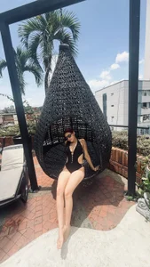 isabella_vega19 POOL PARTY💦 Kuva 3