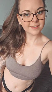 PeachieAmyPawg Public Pic 3