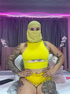 Nayla-Mouna yellow is the color of body heat Pic 7