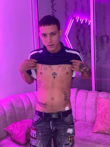 Harry de Houseofwarrios  2 Imagens