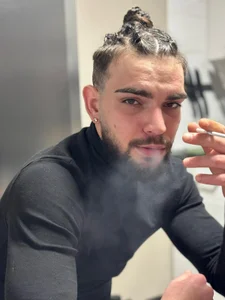 KaneHunter: Public ( 3 фото)