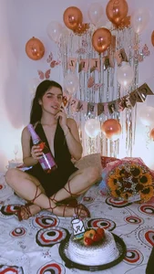 zoe_monroe1 kullanıcısının Happy birthday to me ♥ albümü -  3 fotoğraf