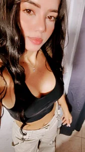 Veronica_Sweet01 jelo1 Pic