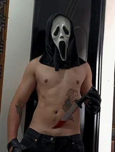 alucard_666_ Public Pic 3