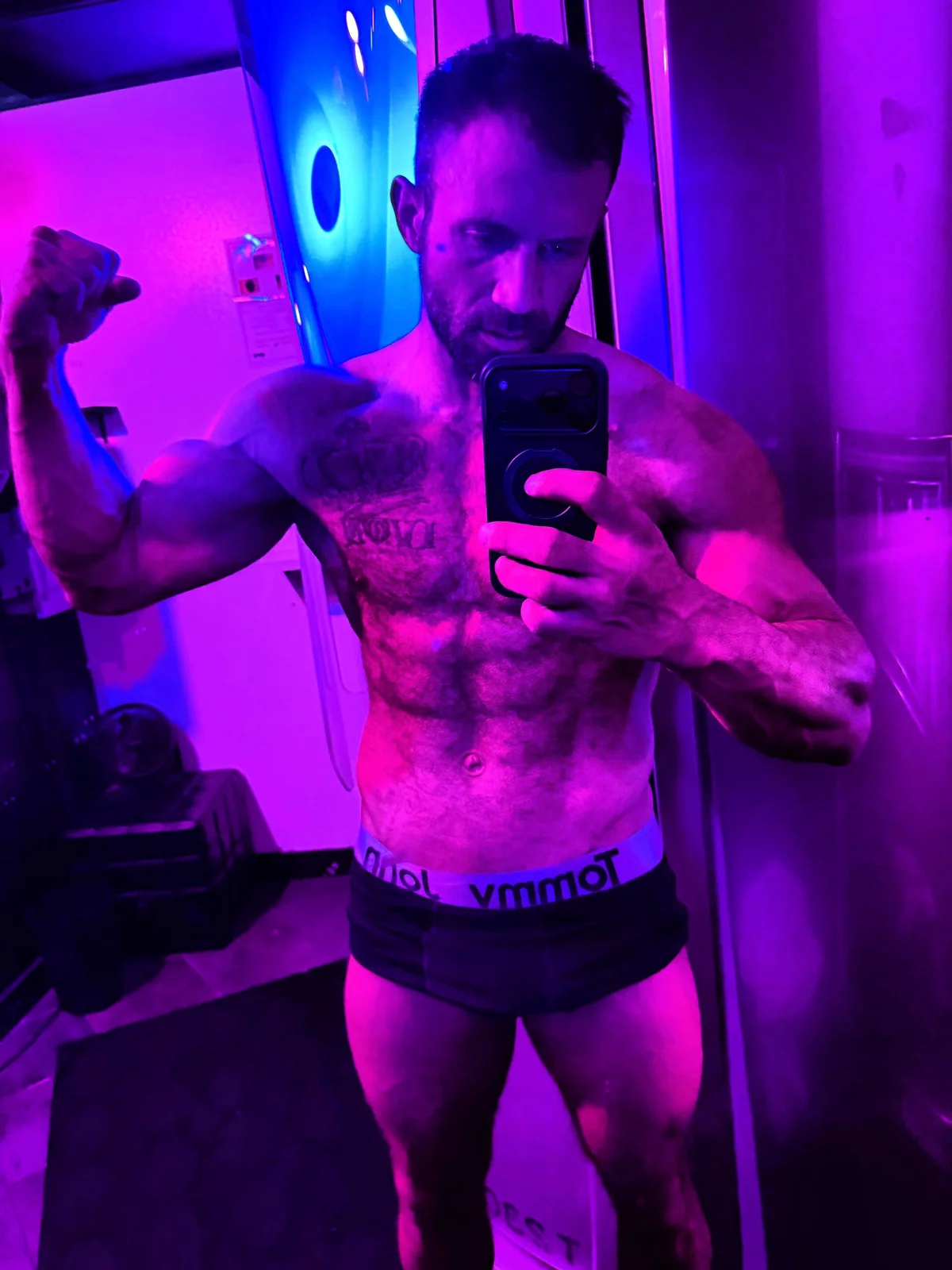 JonAriesxxx 热门图片 2527