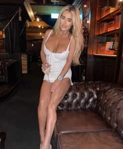 Carmel_Louise Free Pic