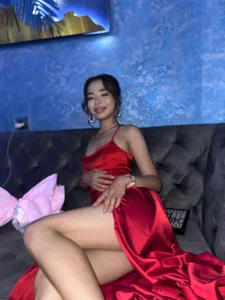 luna_queenn Public  2টি ছবি