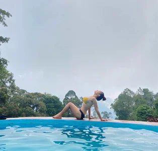 Queen_Of_all_Media SWIMMING🏊‍♀️ Pic