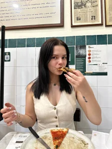 MaydaCornwall Public Foto 4