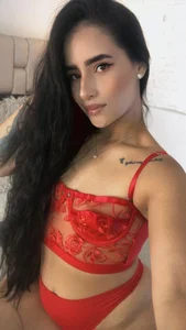 iara_martinez Red lingerie! Εικόνα 3
