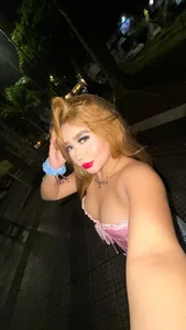 abby_doll_ Public  4টি ছবি