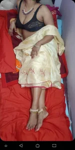 Dr_Aanchal Public Pic 3