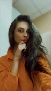 Rachel_Sharp Public Bilde