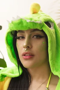 ashlynnlowe_ 💚🌿 slika 3