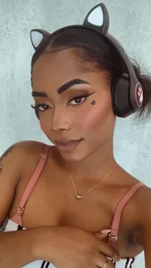 Valentias I´M HORNY Bilde