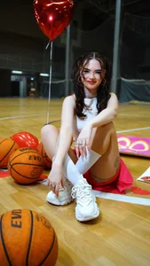 MelissaMays Happy Valentine's Day💗 Pic 2