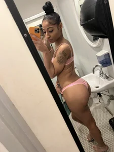 SexyySlimStorm Public Billede