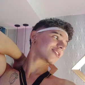 Ian_Castillo_ Public Kuva 2