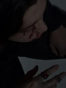Deny__v a cute vampire in a photo session 🧛🏻 Poză 3