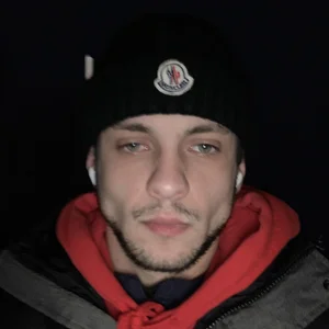 Kit_Kat01 Public Foto