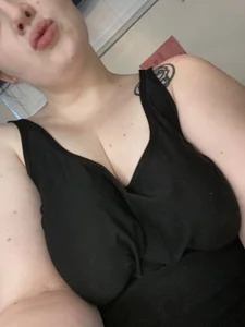 Thiccums-the-Goddess's photo
