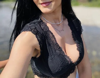 LikeApuss69 Fist day . Poză 2