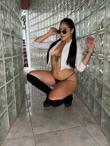 sarahyessica One click away from meeting your new obsession.❤️✨ Poză 4