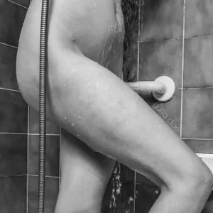 yulladao douche Pic 2