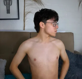 PepperTwink: Gyat ( 2 фото)