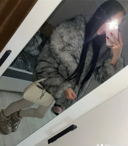 LunaLurk Look at me ❤️  3. fénykép