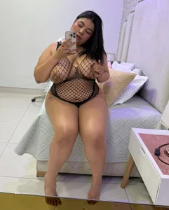 Mia_and_lexy I'll be waiting for you tonight, my loves.😘🥰 Billede