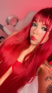 Red beauty 💗 de Zombieeporcelainex Foto 3
