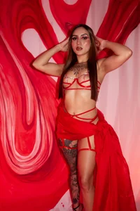 Zdjęcia MollySundersX Let me see in red:  3